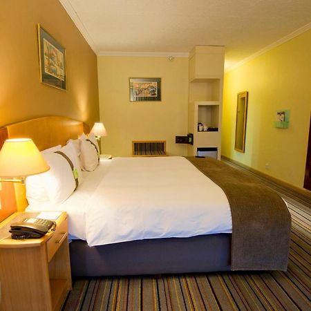 Holiday Inn - Bulawayo By Ihg Buitenkant foto