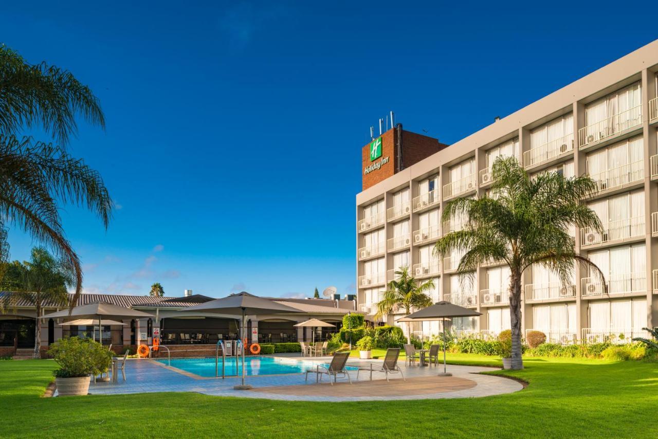Holiday Inn - Bulawayo, An Ihg Hotel Buitenkant foto