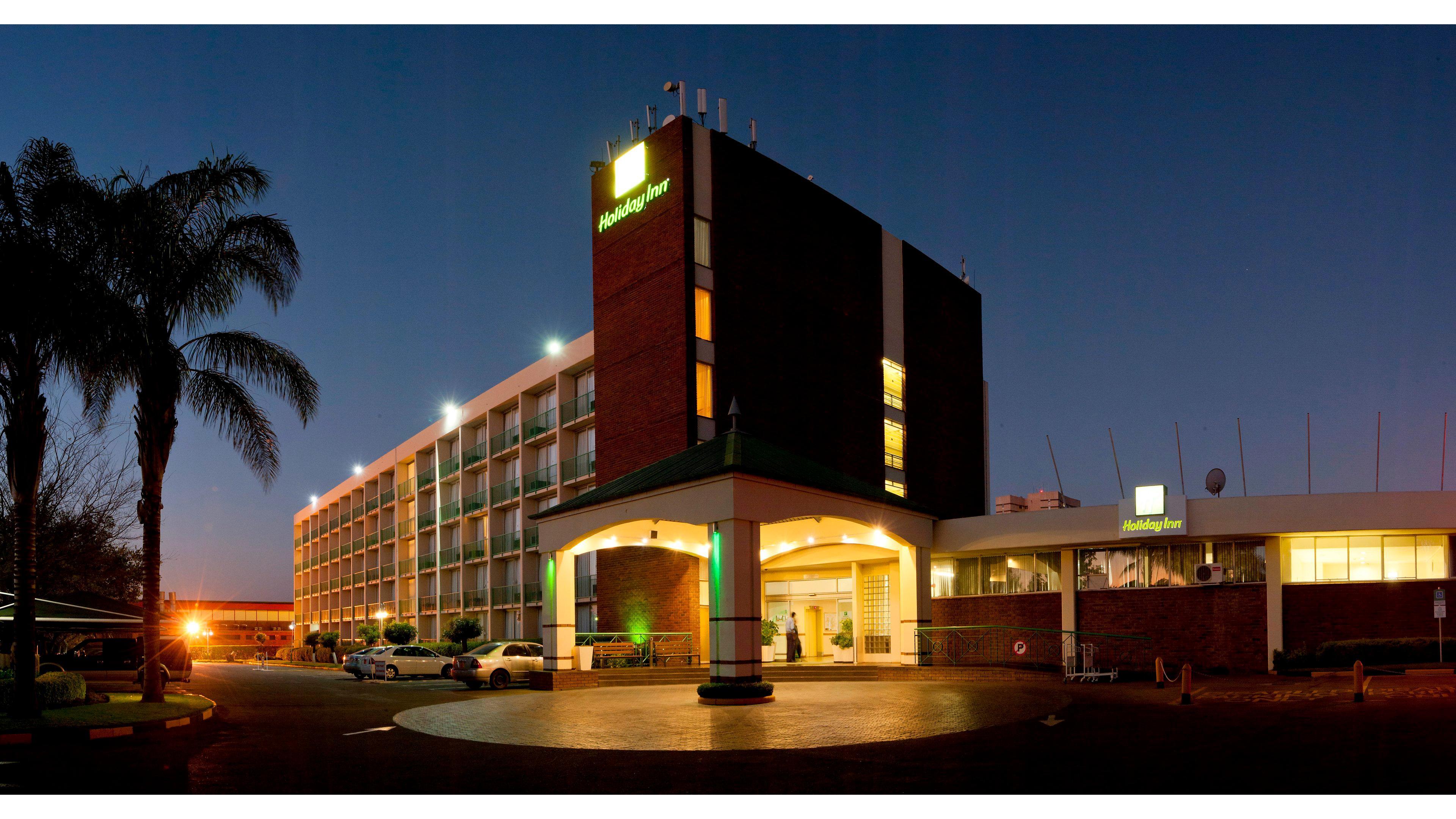 Holiday Inn - Bulawayo By Ihg Buitenkant foto