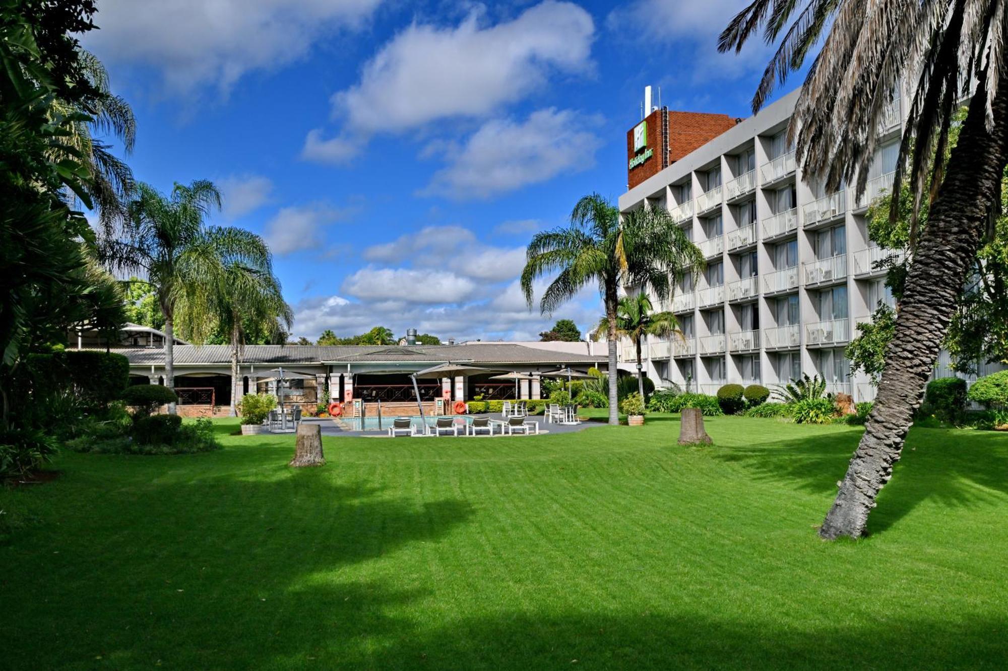 Holiday Inn - Bulawayo By Ihg Buitenkant foto