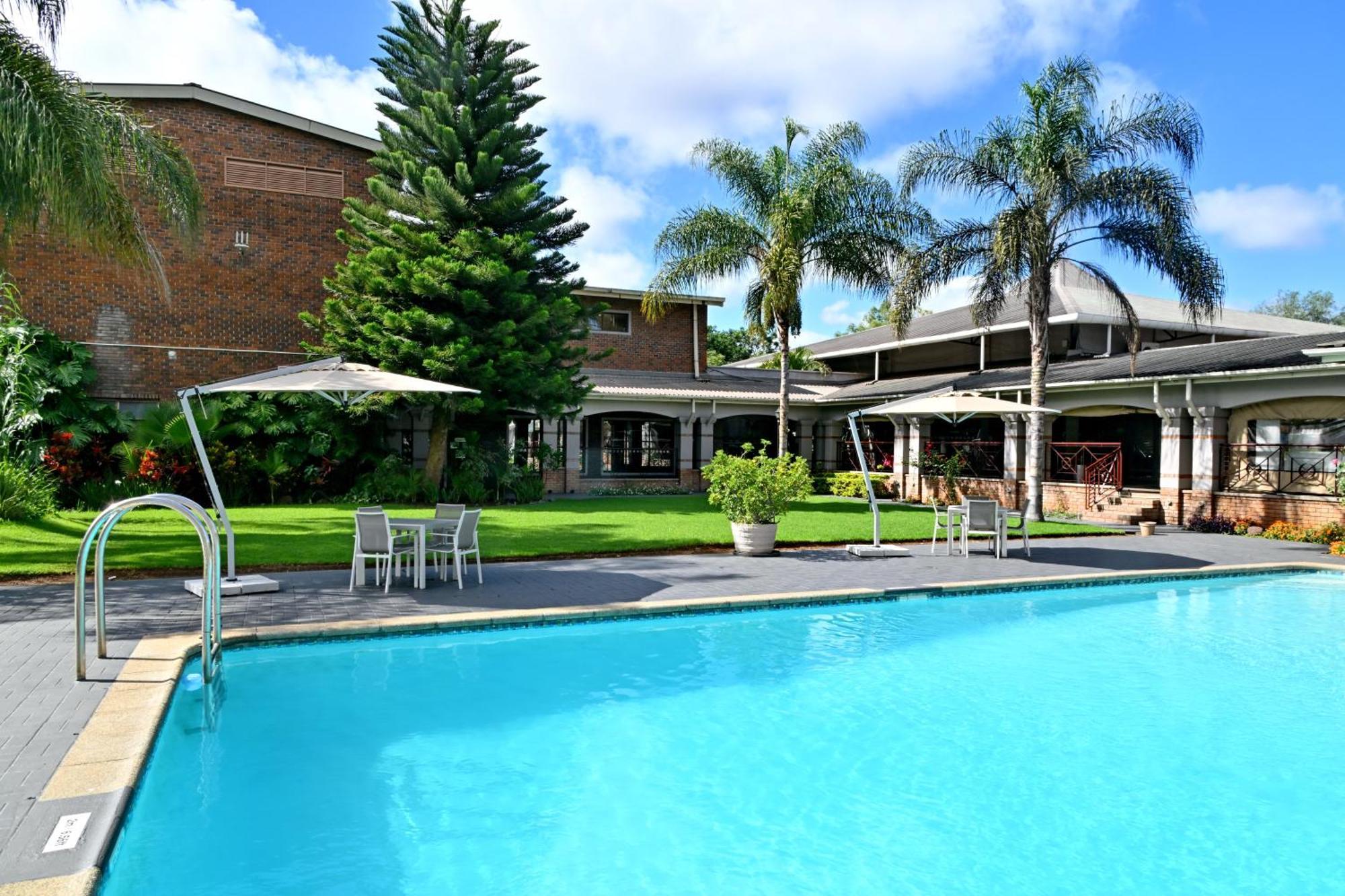 Holiday Inn - Bulawayo By Ihg Buitenkant foto