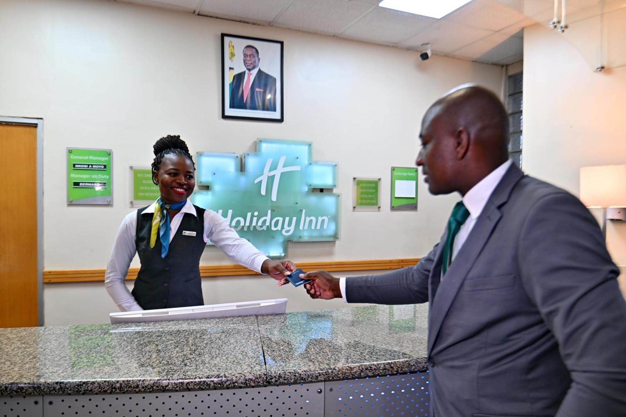 Holiday Inn - Bulawayo By Ihg Buitenkant foto