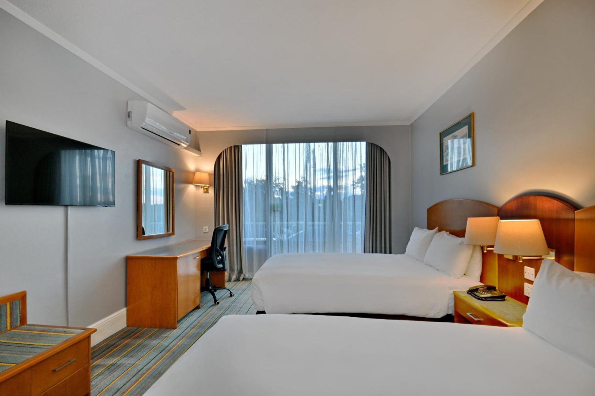 Holiday Inn - Bulawayo By Ihg Buitenkant foto
